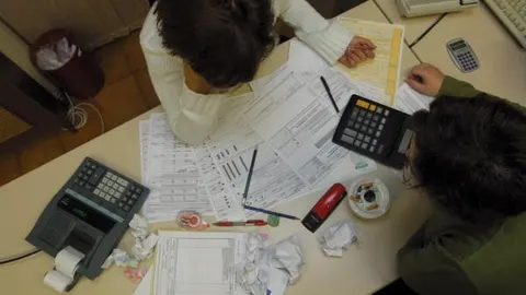 Proponen bajar de 600.000 a 300.000 euros la cuantía fijada para entrar dentro de la lista de morosos de Hacienda