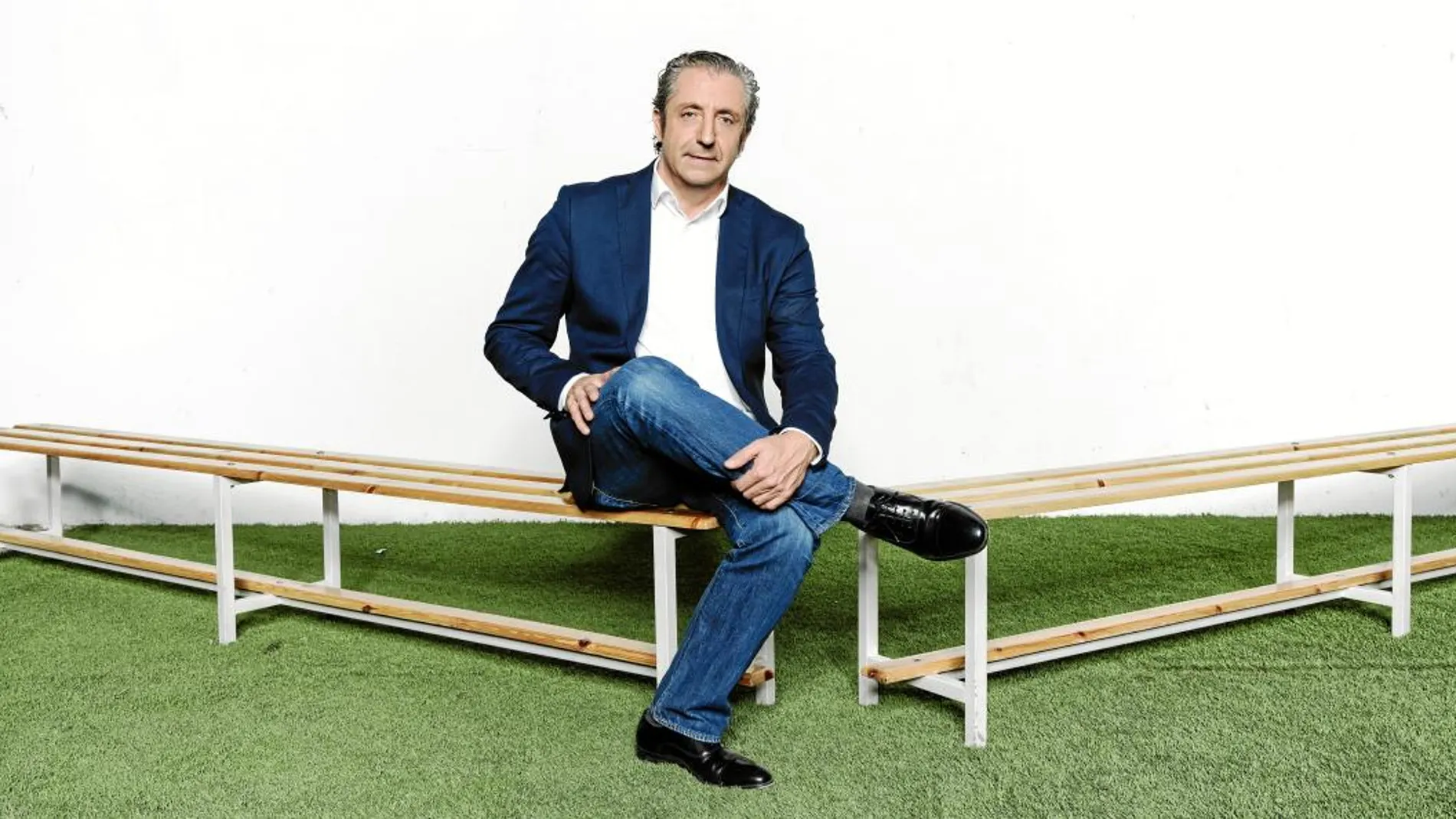 Josep Pedrerol afronta su sexto año al frente del espacio deportivo de la cadena TDT / MEGA