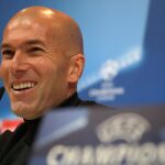 El entrenador del Real Madrid, Zinedine Zidane, durante la rueda de prensa