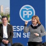 Isabel Bonig y José Císcar mantuvieron un encuentro con los jóvenes en Alicante