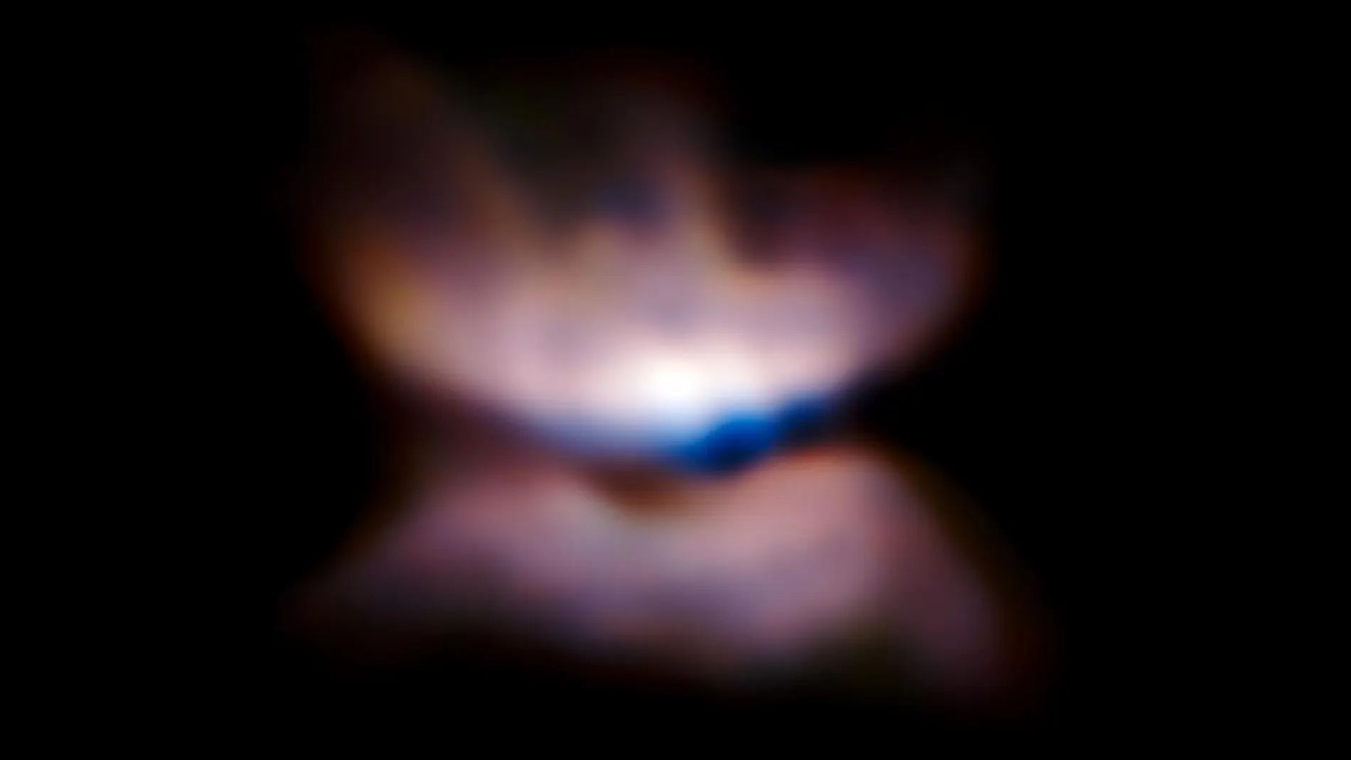 Imagen de la Estrella L2 Puppis y de sus alrededores obtenida con VLT/SPHERE