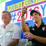El líder opositor venezolano, Henrique Capriles, durante un acto con simpatizantes celebrado ayer en Caracas