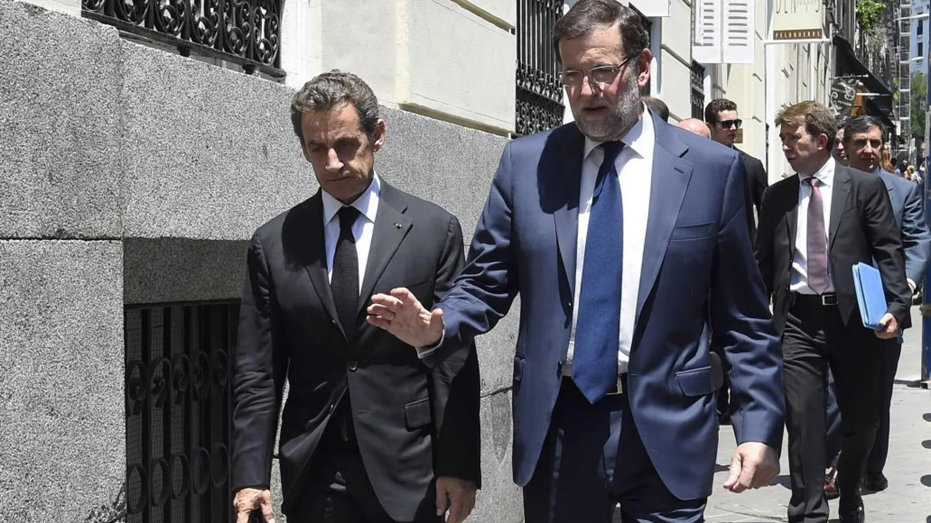 El expresidente francés Nicolas Sarkozy y el presidente del Gobierno, Mariano Rajoy