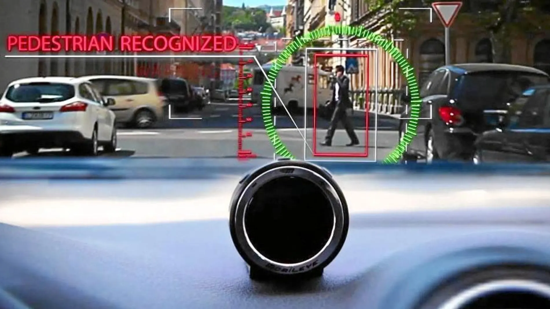 La inteligencia artificial de un vehículo sin conductor tarda un milisegundo en evaluar la situación que se encuentra en la calzada