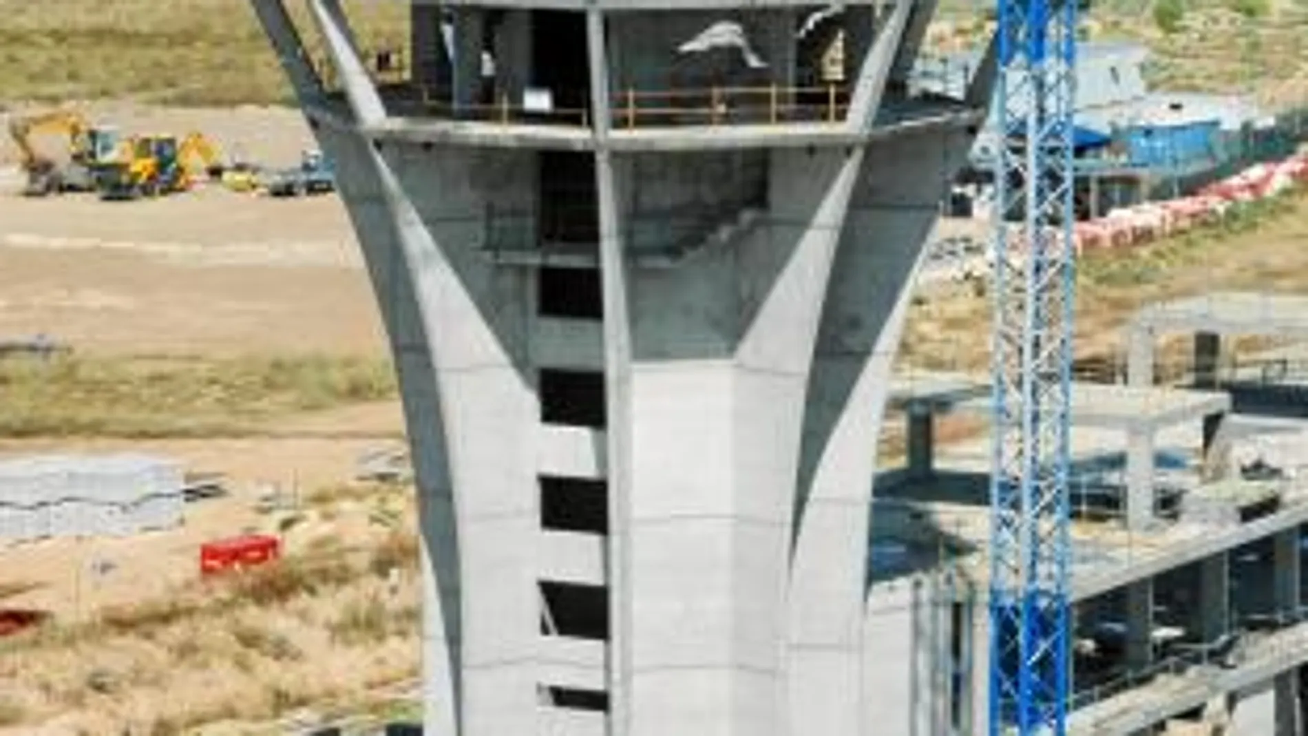 En apenas 18 meses, el primer avión aterrizará en la pista del aeropuerto de Corvera