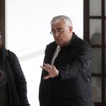 El consejero de Economía y Conocimiento, ayer en el Parlamento