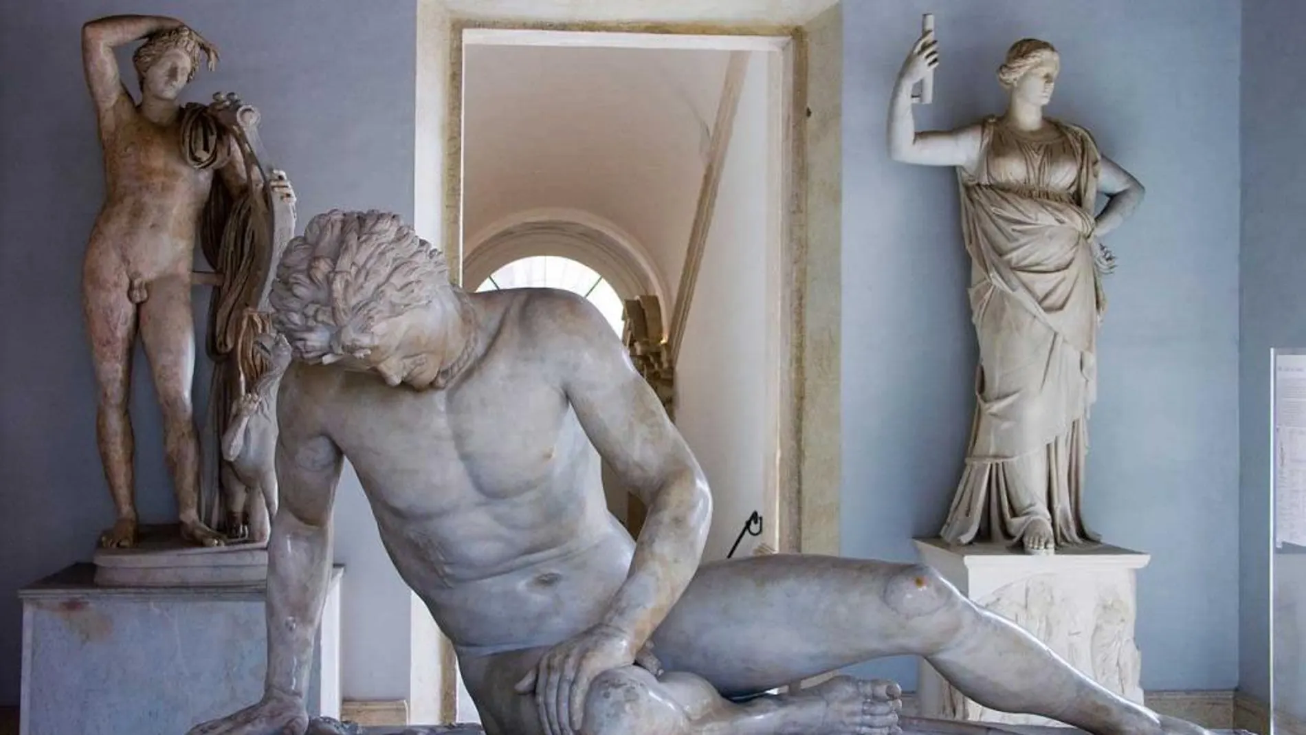 El Galo Moribundo es una de las esculturas que se pueden ver en los Museos Capitolinos