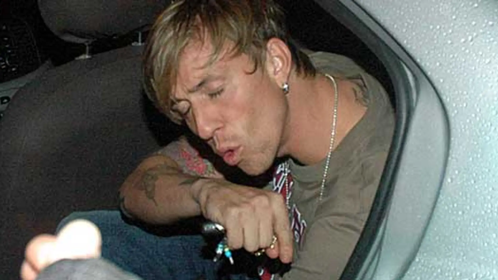 Guti choca contra un autobús y da positivo en el control de alcoholemia