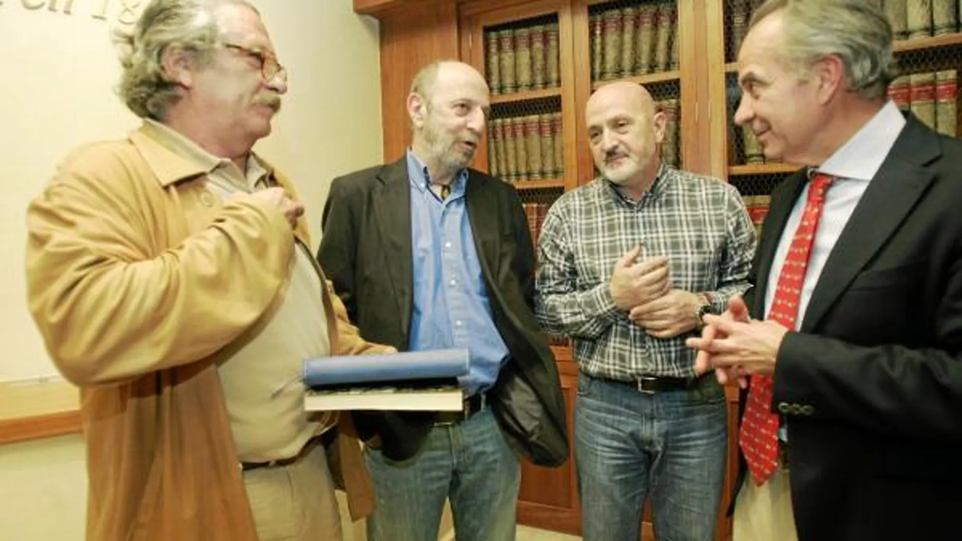 Emiliano Pedraza, Aberasturi, Sebastián Álvaro y el abogado Fernando Pérez esperan una sentencia favorable