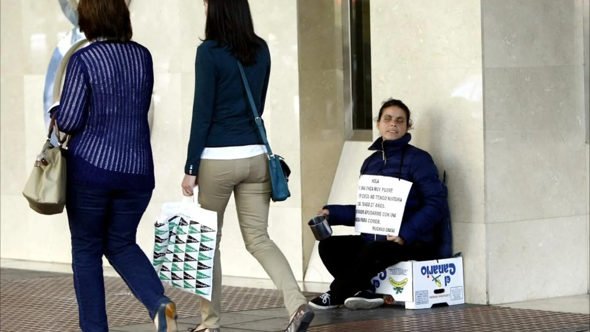 «Cabrón, qué haces aquí, vete a dormir al vertedero»
