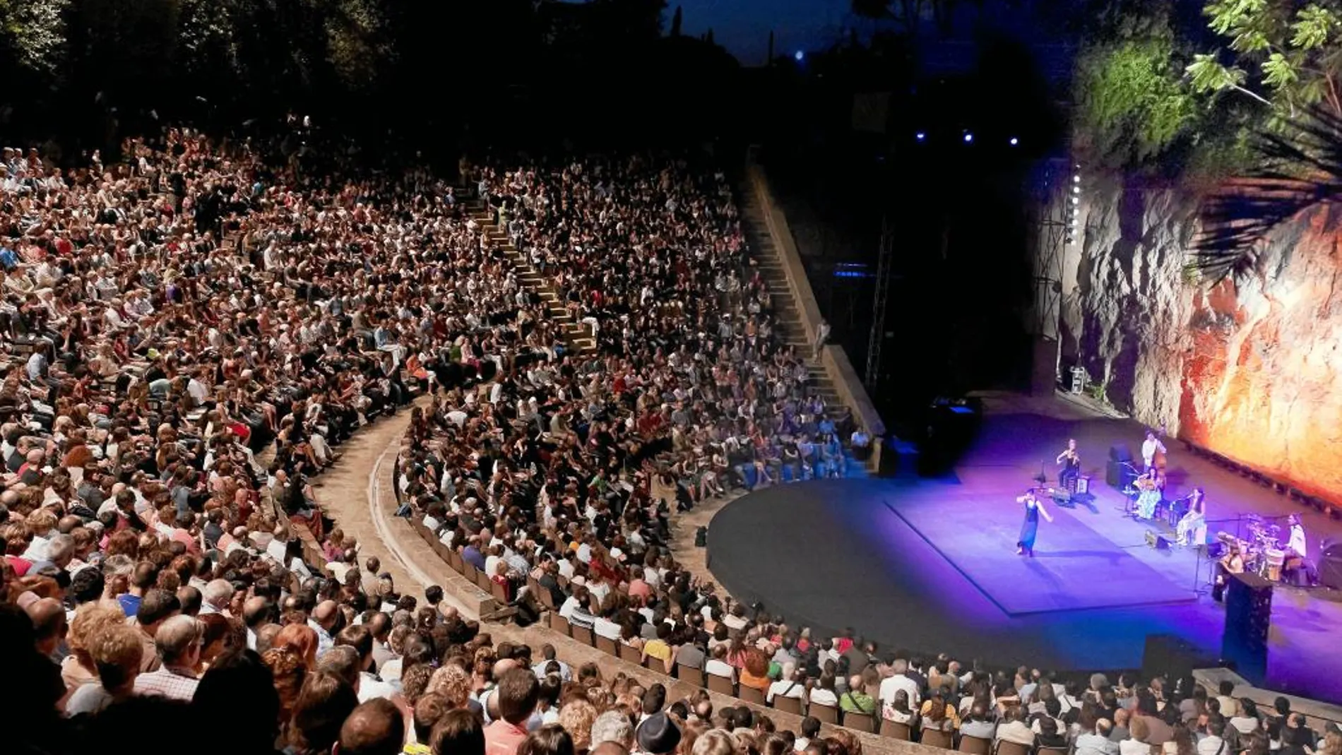 El Teatre Grec, en Montjuic, es escenario de muchos eventos.