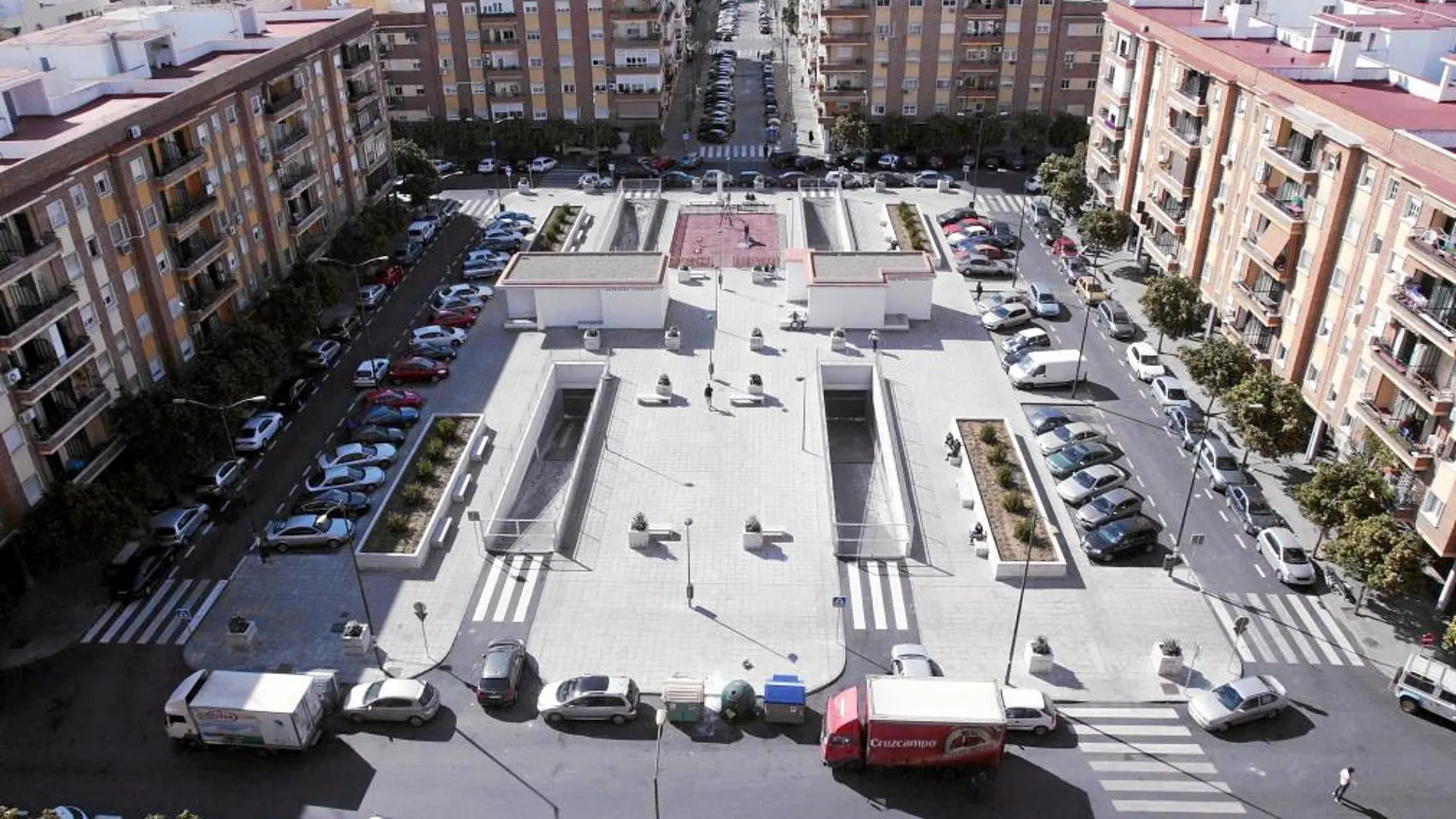 La plaza Rafael Salgado, sin pérgolas ni árboles