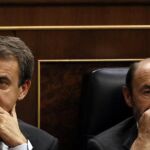 Zapatero promete determinación porque el «peligro no está conjurado» zona euro