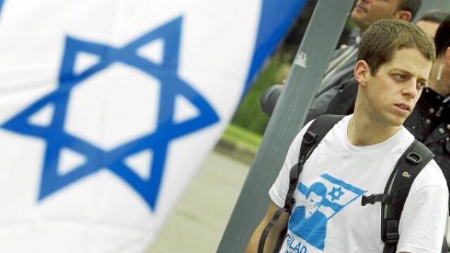 Joel Dov Shalit, hermano del sargento Shalit