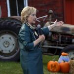 Hillary Clinton en un acto de campaña en Muscatine, Iowa