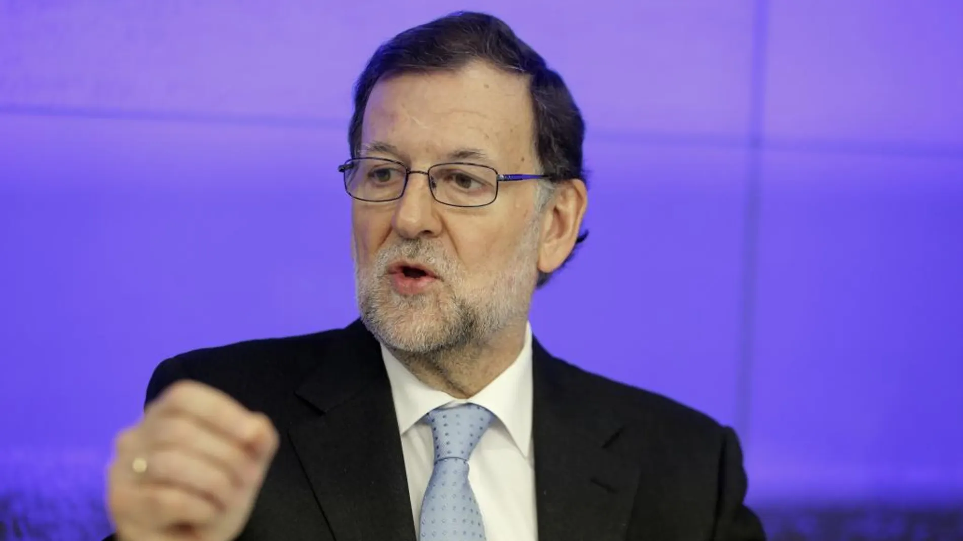 El jefe del Gobierno y líder del PP, Mariano Rajoy, preside la reunión de la Junta Directiva Nacional de su partido