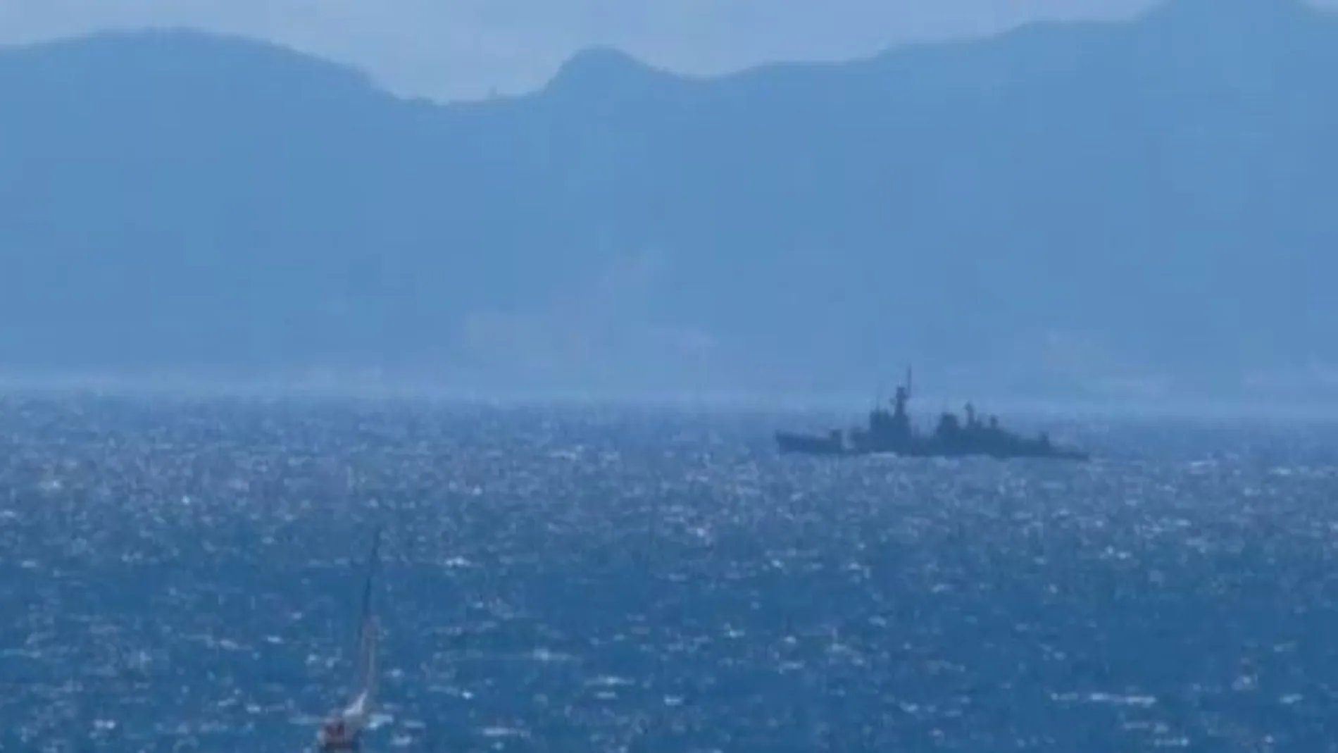 La patrullera Infanta Cristina a su paso por aguas del estrecho de Gibraltar