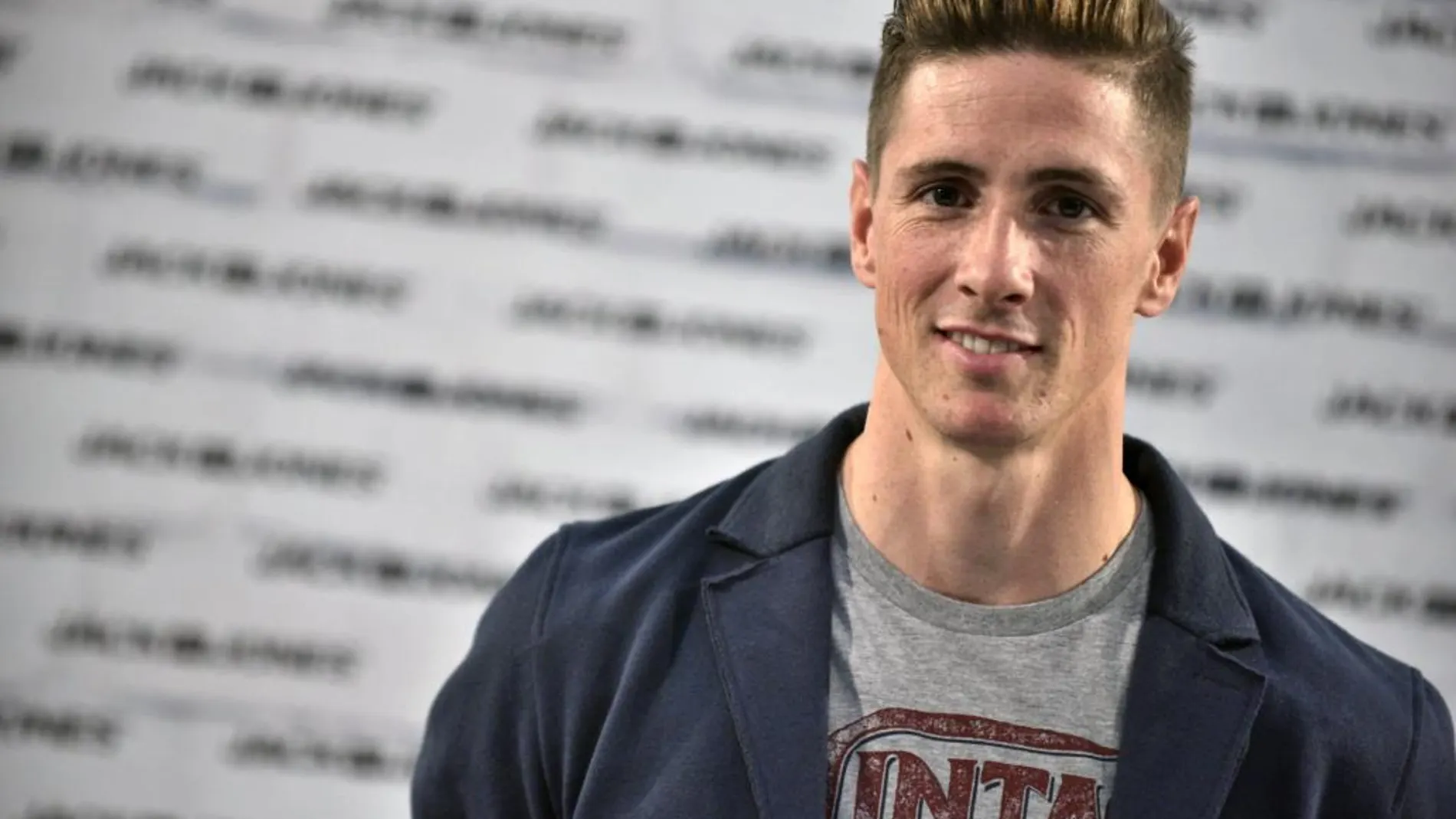 Fernando Torres, delantero del Atlético de Madrid, durante la presentación de la nueva campaña de una marca de ropa hoy en Madrid