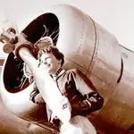 Earhart concentró las mayores atenciones públicas por la hazaña