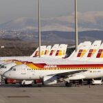 Iberia y Ryanair cancelan todos sus vuelos hasta mañana domingo