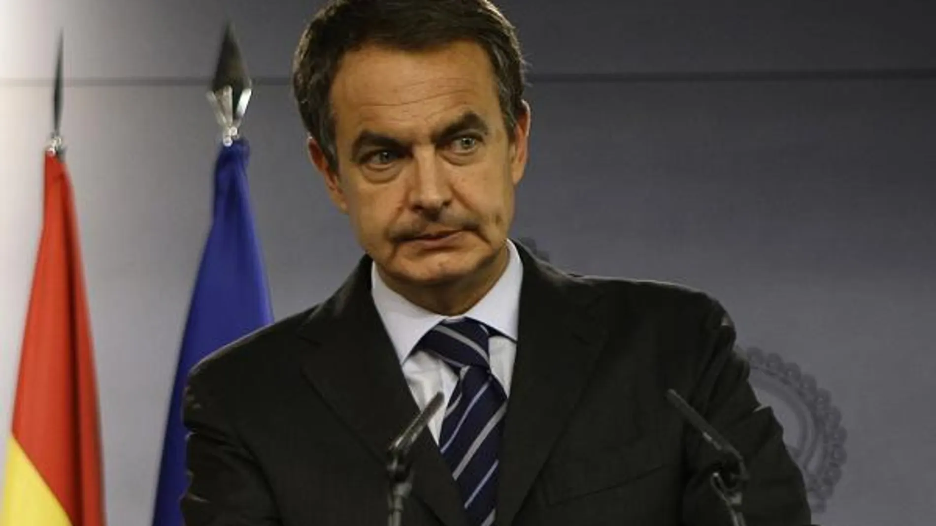 Zapatero: «He dado instrucciones a las fuerzas de seguridad para que extremen la vigilancia»