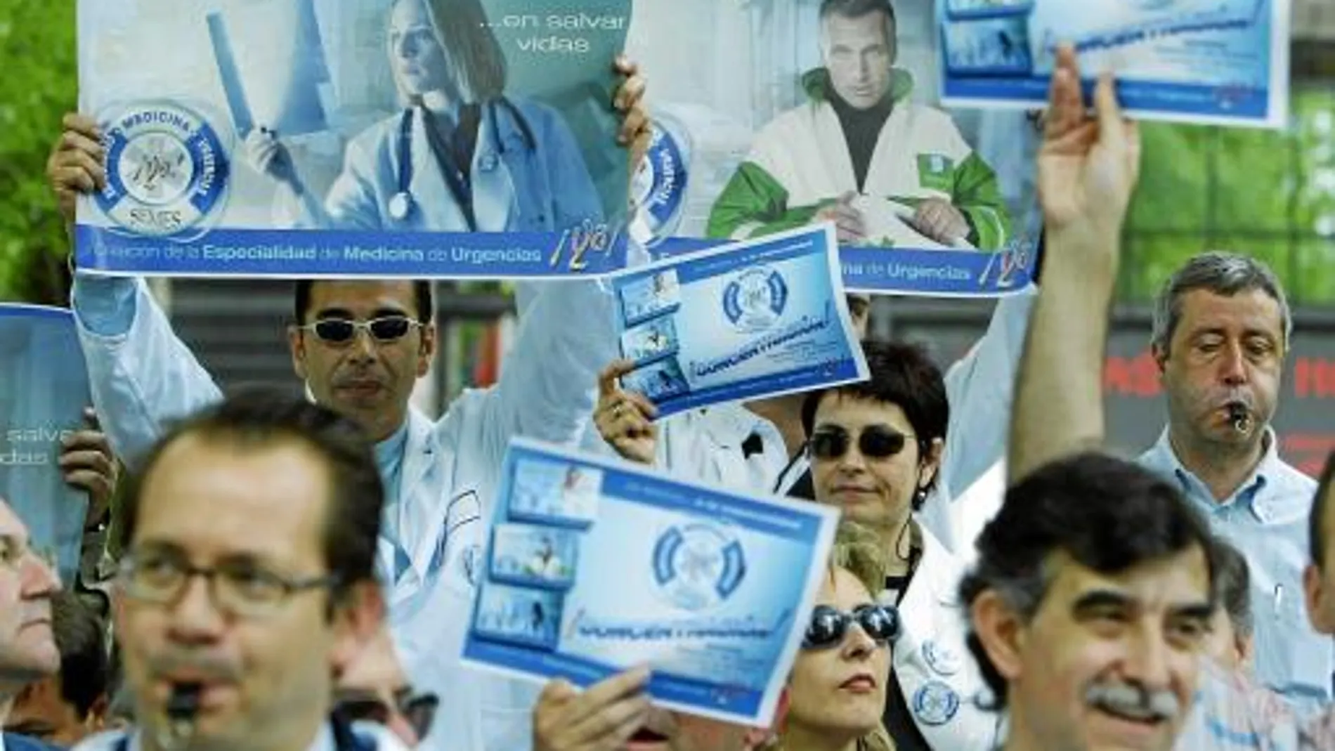 Los médicos de Urgencias ya se manifestaron frente al Ministerio de Sanidad en 2005 para reclamar una especialidad propia