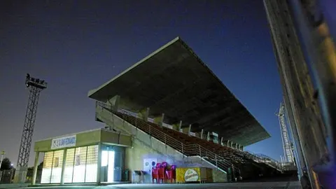 Los ladrones saquearon el estadio municipal de San Fernando en noviembre del año pasado y se hicieron con 8.000 metros de cable de cobre