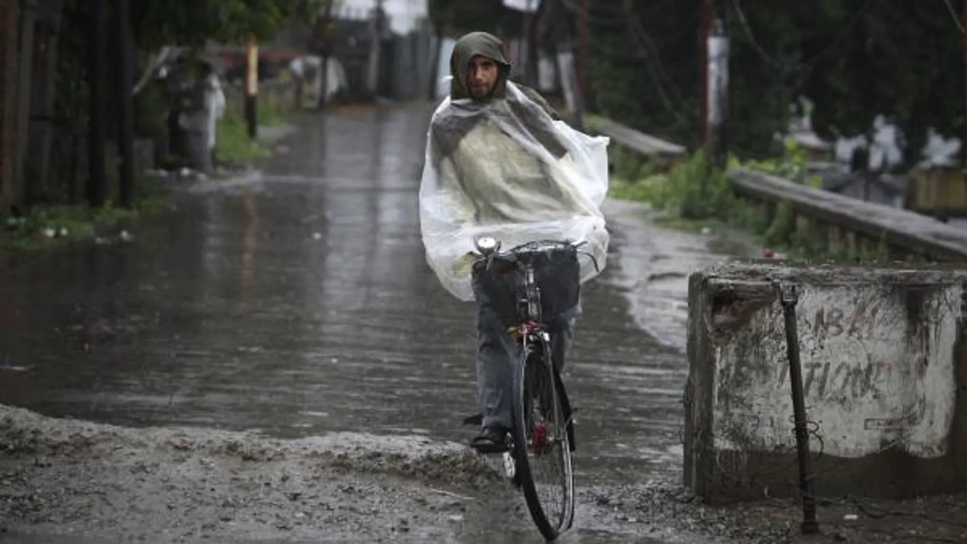 Dos españoles, desaparecidos tras las inundaciones en Cachemira