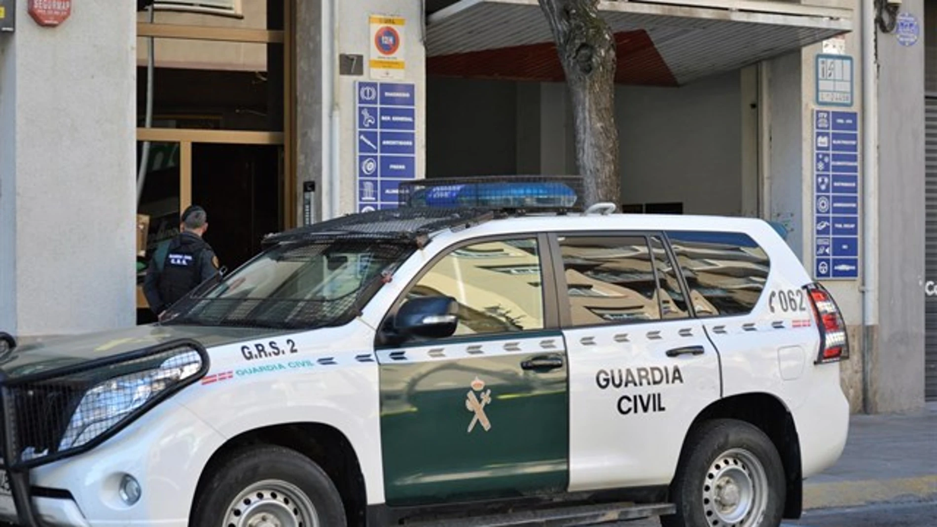 Hallados dos cadáveres con signos de violencia en el maletero de un coche en Priego (Córdoba)