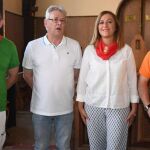 La delegada, Virginia Barcones,junto al alcalde de Coca, Andrés Catalina, y portavoces municipales