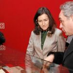 Adrià explicó a la ministra Sinde algunas partes de la exposición