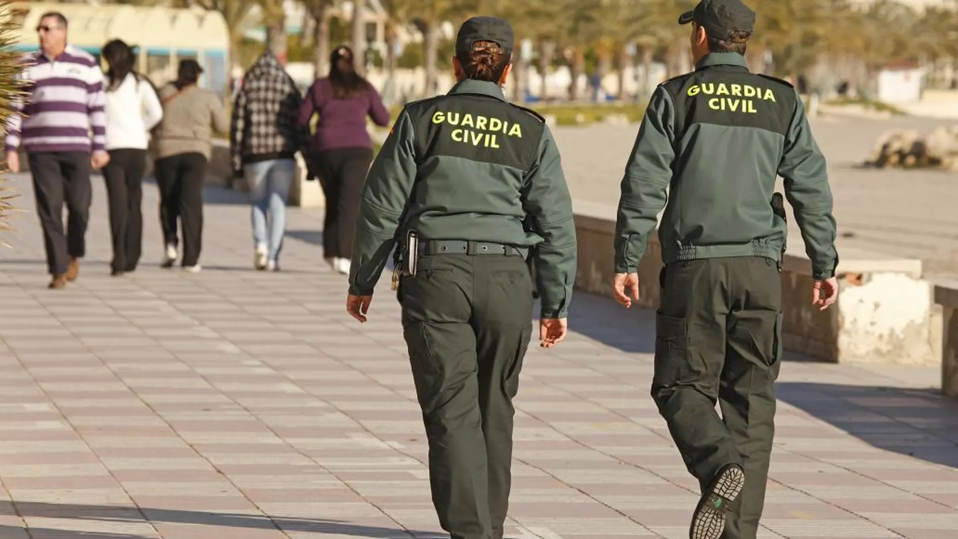 El Plan de Turismo Seguro contempla la presencia de agentes de la Guardia Civil en Italia y Francia.