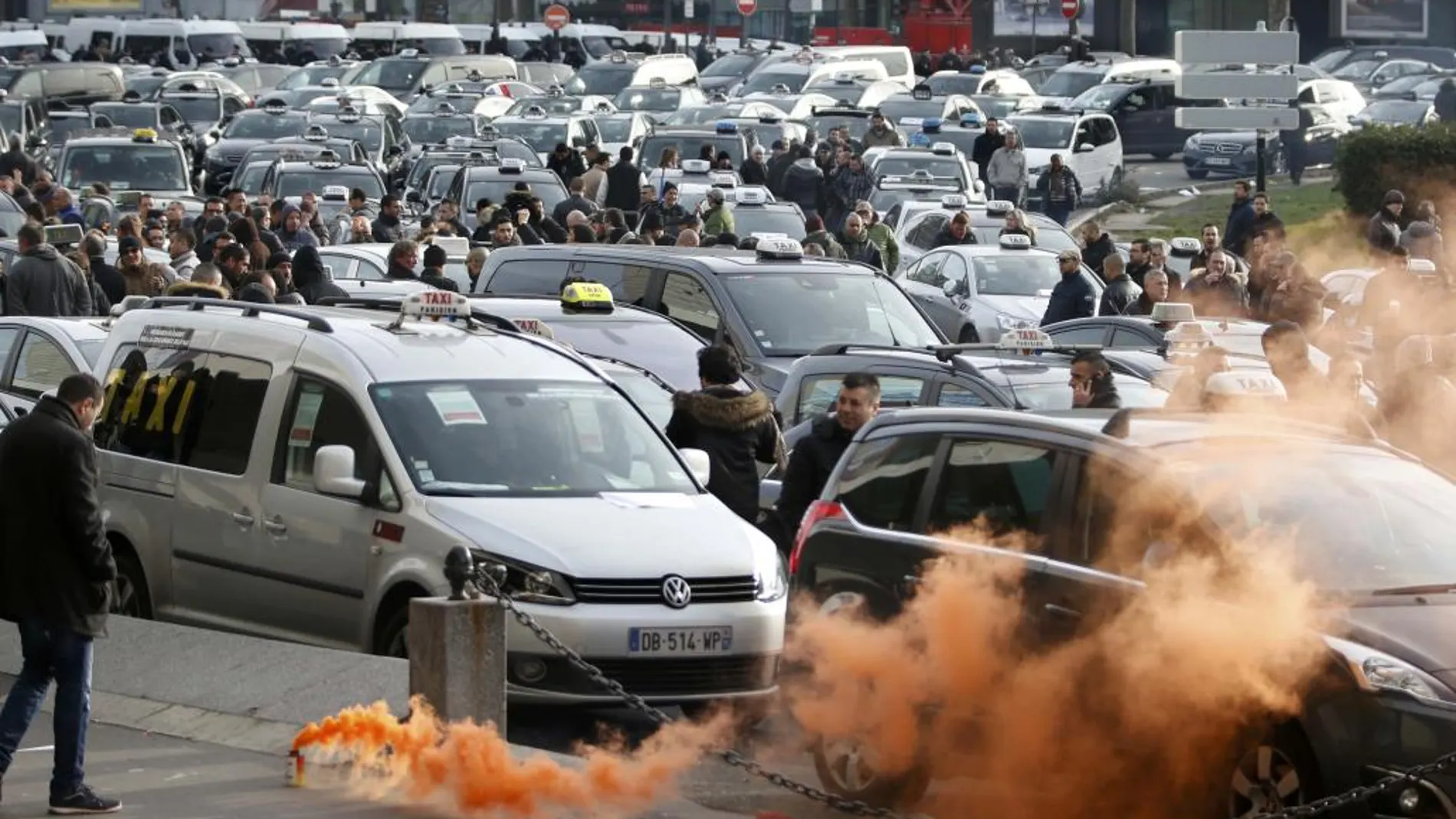 Taxis francés durante la huelga