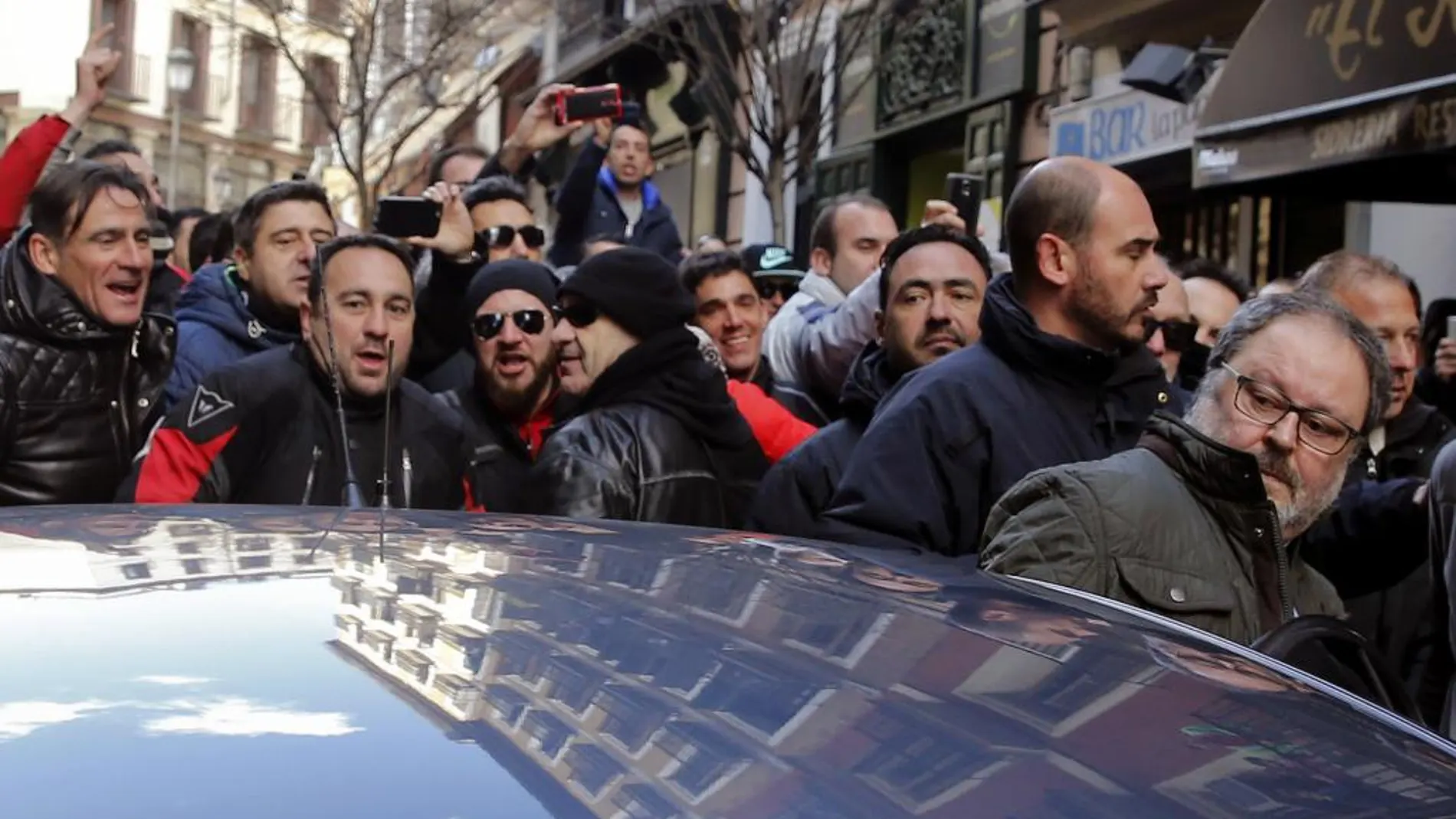 El concejal Javier Barbero fue increpado por sus policías al suprimir una de las Unidades Centrales de Seguridad de la Policía Municipal