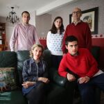 Los Cuadrado han pedido a Cristina Cifuentes que les asciendan a familia numerosa especial por el cuidado de Juan