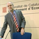 El conseller Castells ha dirigido la emisión de bonos ante los problemas de liquidez de la Generalitat