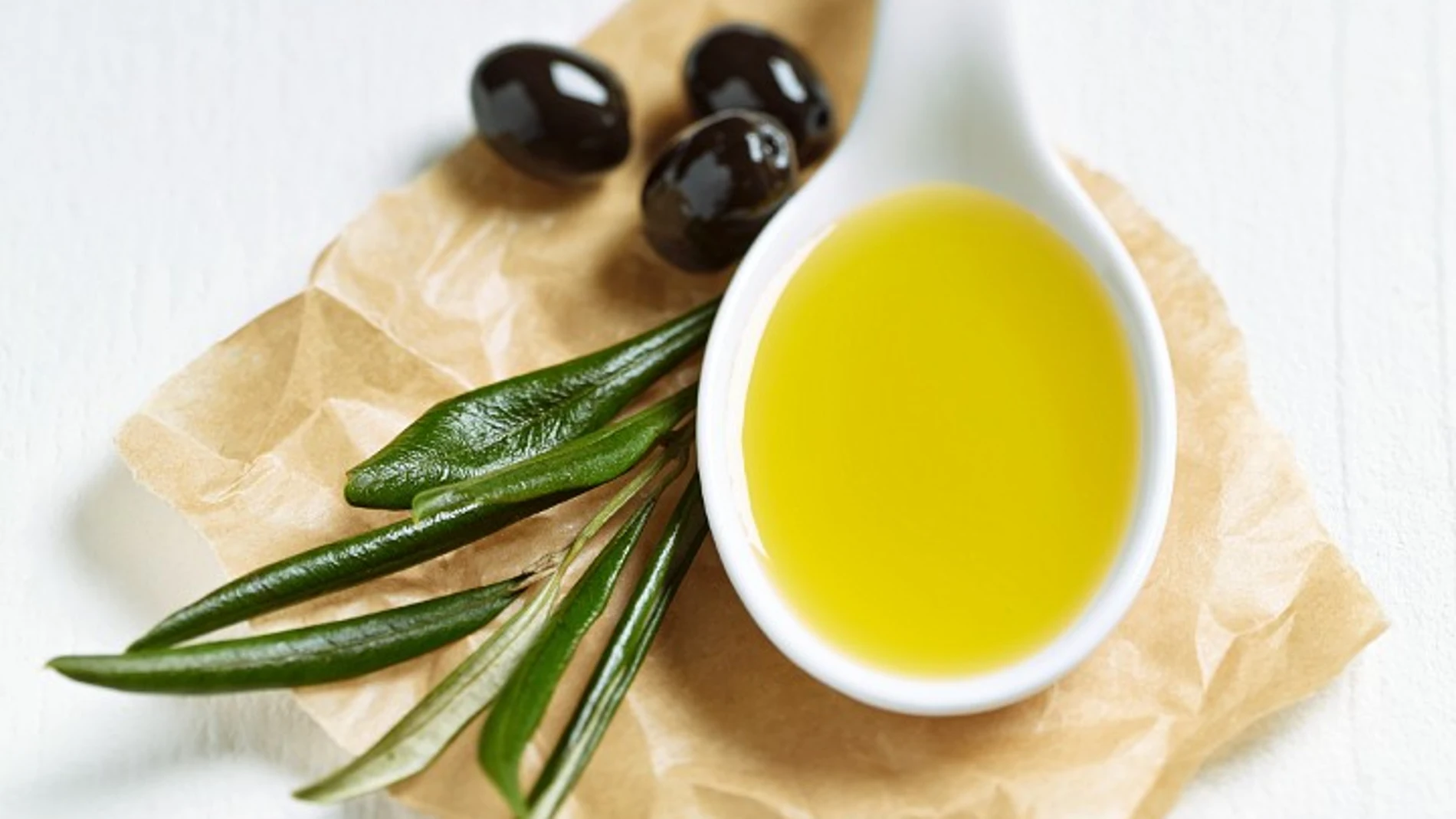 Cuatro cucharadas de aceite de oliva virgen reducen el riesgo de cáncer de mama