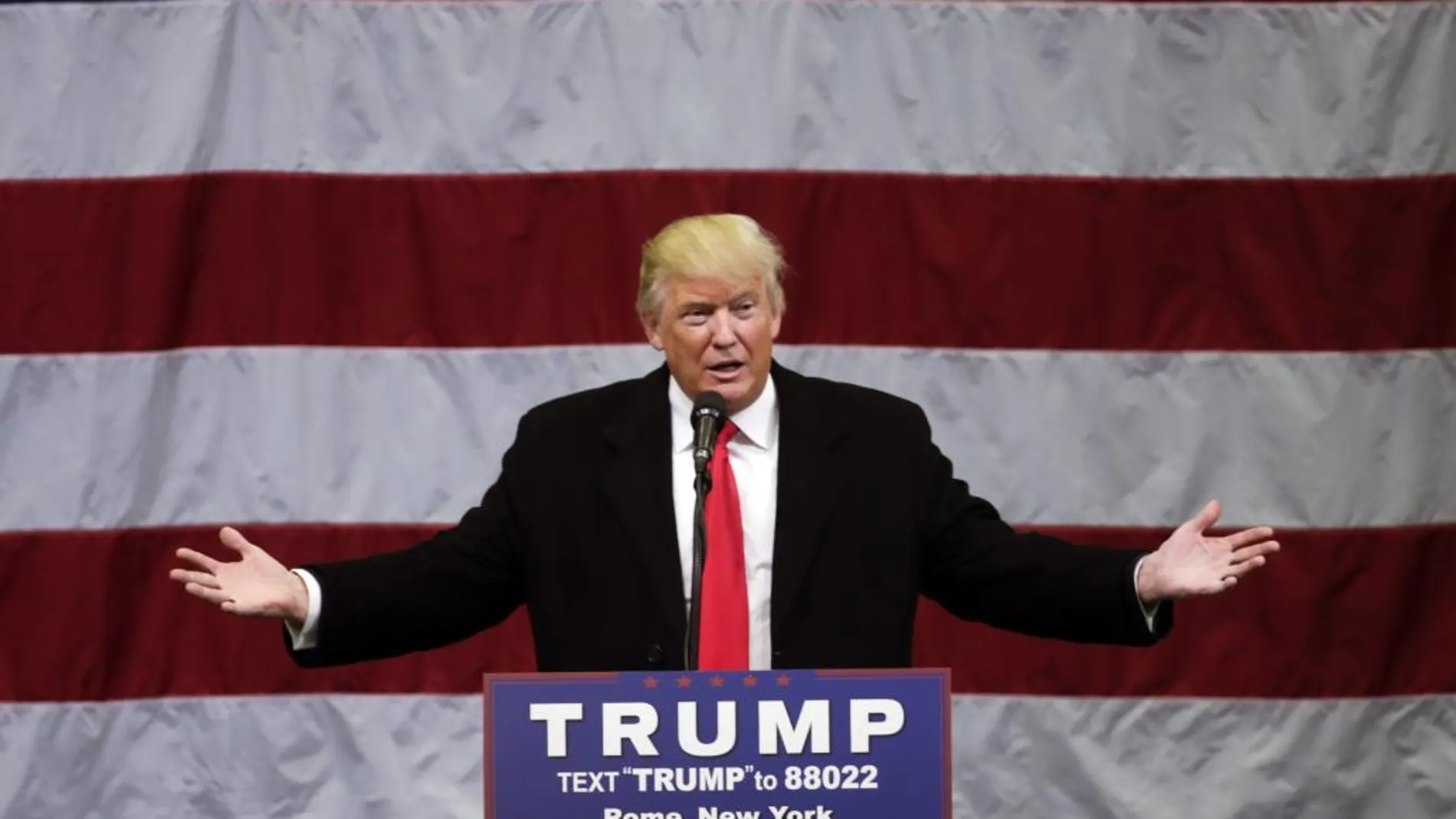 Donald Trump ayer durante un acto de campaña en el estado de Nueva York