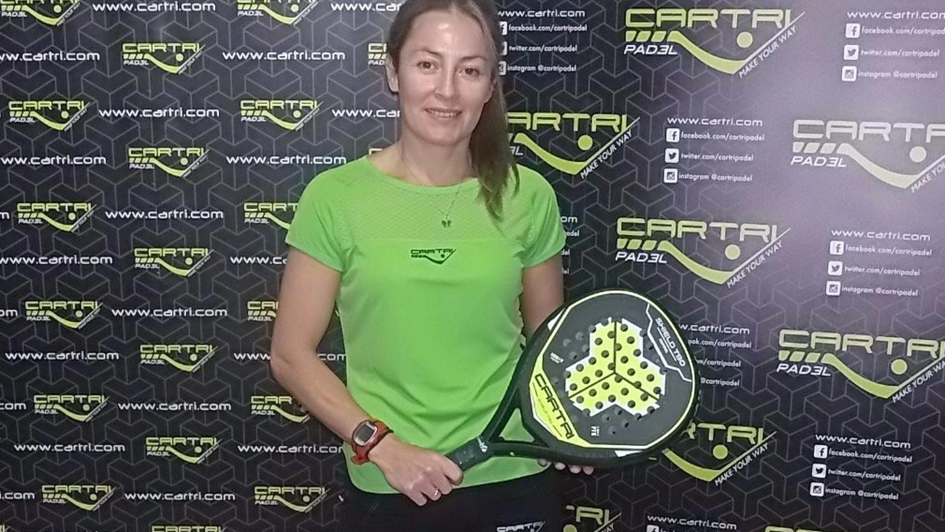 Nela Brito, con Cartri