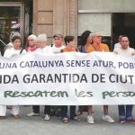 Protesta de las entidades sociales por la Renta Mínima de Ciudadanía poco antes de que fuera aprobada por el Parlament en julio del año pasado.