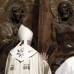  El Papa pide usar la misericordia contra «un río de miseria»