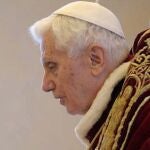 La 1 analiza la renuncia del Papa