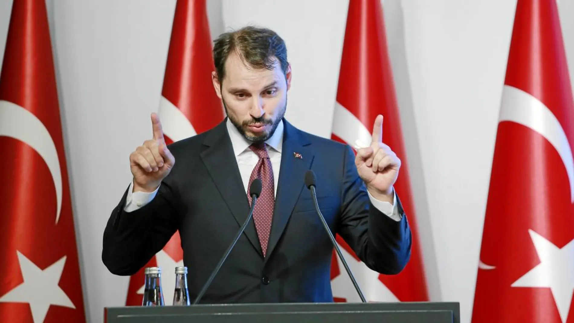 Berat Albayrak, ministro de Finanzas de Turquía, en una reciente intervención pública / Ap