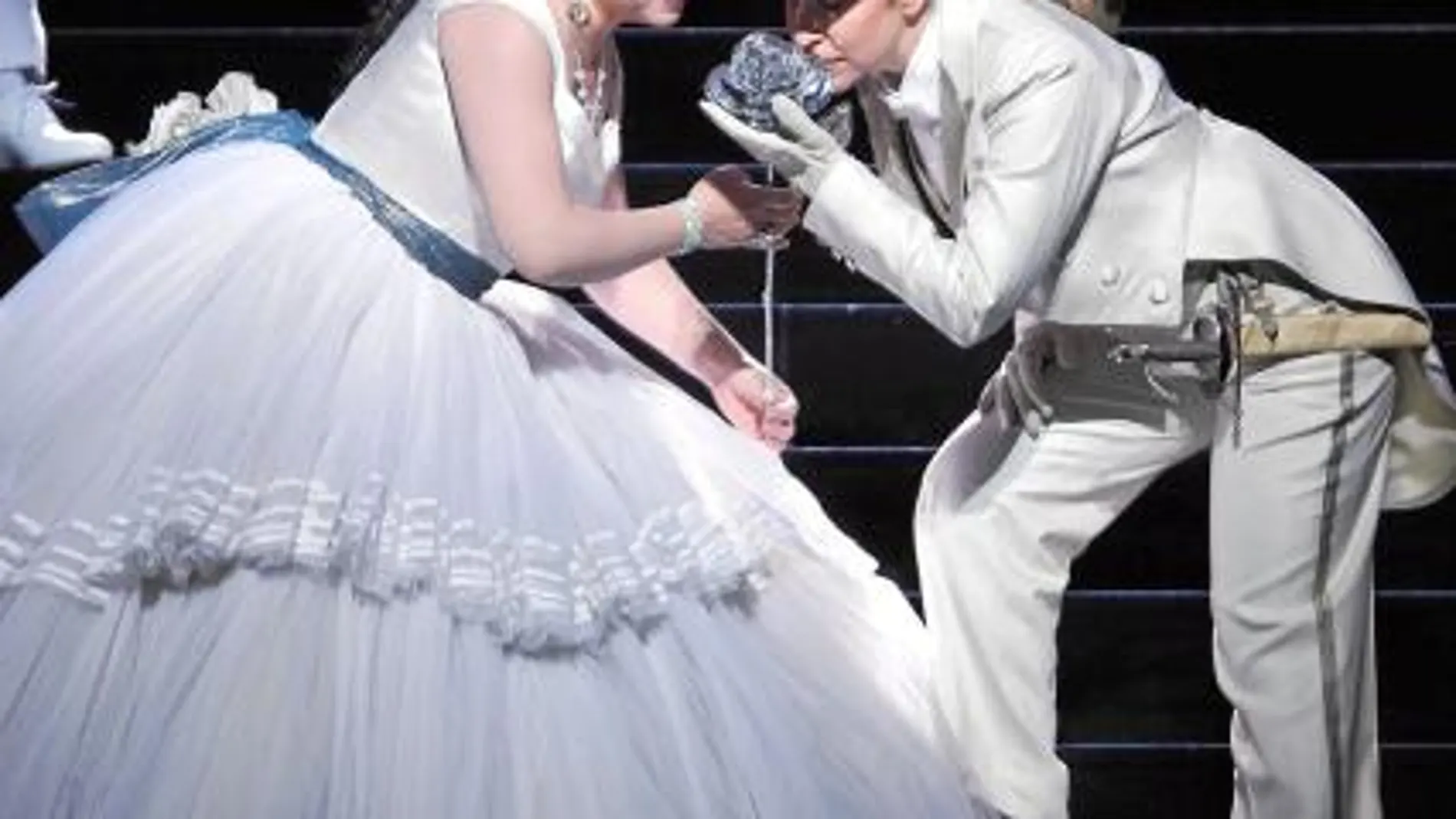 Ofelia Sala junto a Joyce DiDonato en el montaje de Wernicke