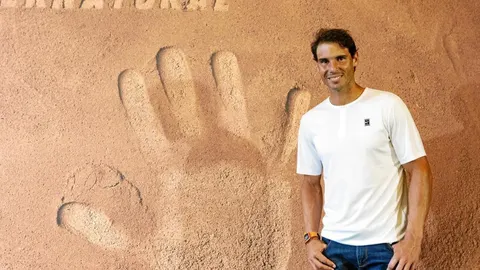 Nadal, en el homenaje en el Ayuntamiento de París