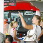 Ayer partieron de la Estación Sur menos de 50 de los 200 autobuses que salen un domingo cualquiera