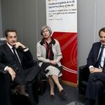 Zapatero y Sarkozy hicieron un hueco para camibar impresiones