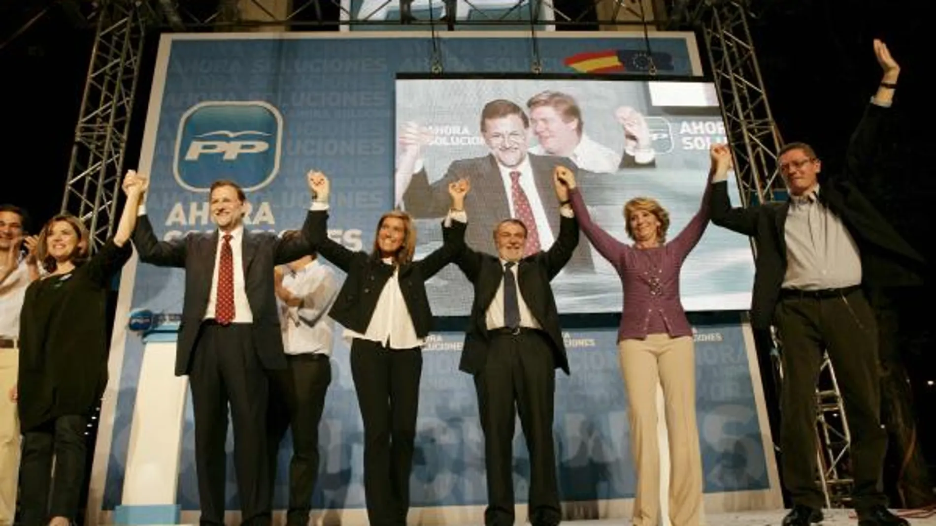Rajoy comienza optimista la campaña: ganará el PP por cinco o seis puntos