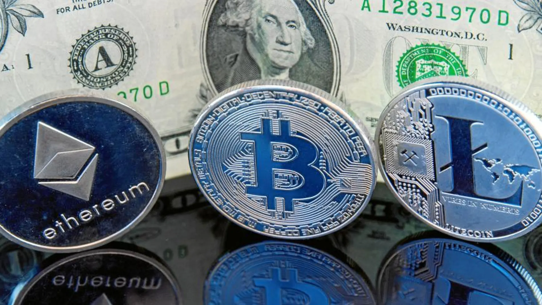 El Bitcoin y el ethereum acumulan casi la mitad del valor de mercado de todas las criptomonedas