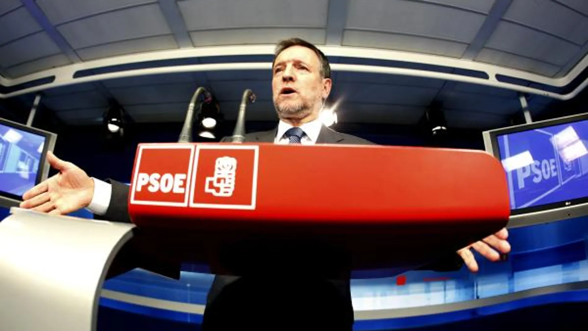 PSOE: las catalanas no son unas primarias